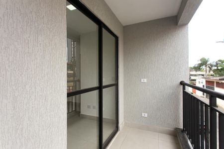 Apartamento à venda com 49m², 2 quartos e sem vaga Apartamento à venda com 49m², 2 quartos e sem vagaVaranda