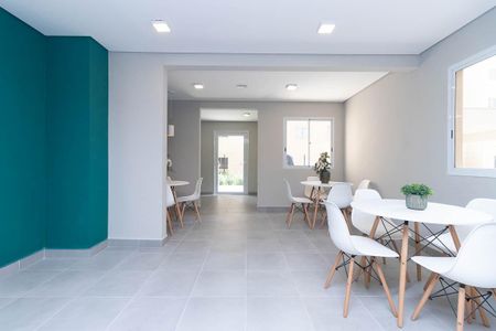 Apartamento para alugar com 32m², 2 quartos e sem vagaÁrea comum - Salão de festas