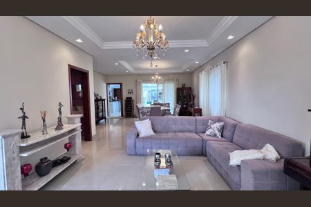 Casa de condomínio à venda com 278m², 4 quartos e 4 vagasFoto 02