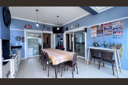 Casa de condomínio à venda com 278m², 4 quartos e 4 vagasFoto 33