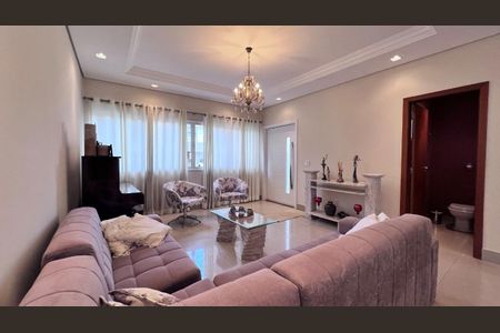 Casa de condomínio à venda com 278m², 4 quartos e 4 vagasFoto 05