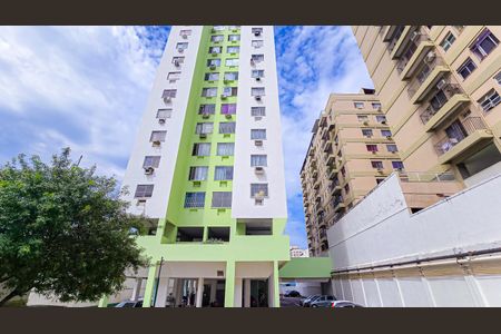 Apartamento para alugar com 60m², 2 quartos e 1 vagaFachada do Prédio
