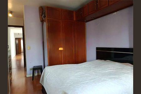 Casa à venda com 145m², 3 quartos e 7 vagas