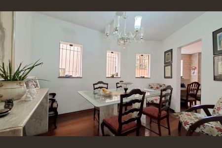 Casa à venda com 3 quartos, 282m² em Cidade Jardim, São Paulo