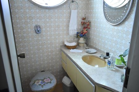 Apartamento para alugar com 190m², 3 quartos e 2 vagasLavabo