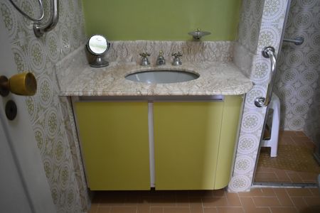 Apartamento para alugar com 190m², 3 quartos e 2 vagasBanheiro da Suíte 1