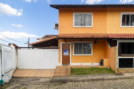 Casa de condomínio para alugar com 74m², 2 quartos e 2 vagas Casa de condomínio para alugar com 74m², 2 quartos e 2 vagasFachada da Casa