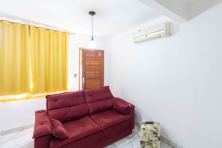 Sala de casa de condomínio para alugar com 2 quartos, 74m² em Campo Grande, Rio de Janeiro