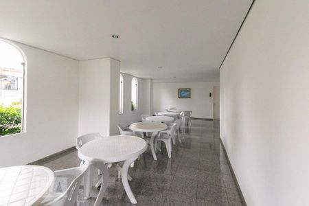 Apartamento à venda com 72m², 2 quartos e 1 vaga Apartamento à venda com 72m², 2 quartos e 1 vagaÁrea comum - Salão de festas