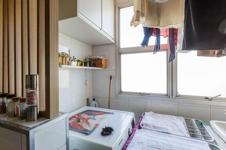 Apartamento à venda com 72m², 2 quartos e 1 vaga Apartamento à venda com 72m², 2 quartos e 1 vagaÁrea de Serviço