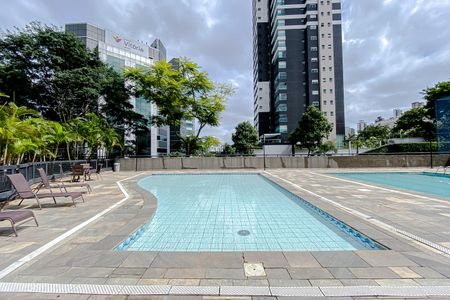 Apartamento para alugar com 60m², 2 quartos e 1 vagaÁrea comum - Piscina