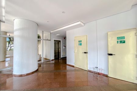 Apartamento para alugar com 60m², 2 quartos e 1 vagaÁrea comum