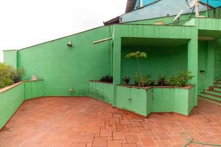 Casa à venda com 329m², 4 quartos e 2 vagasÁrea externa