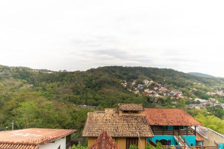 Casa à venda com 329m², 4 quartos e 2 vagasVista