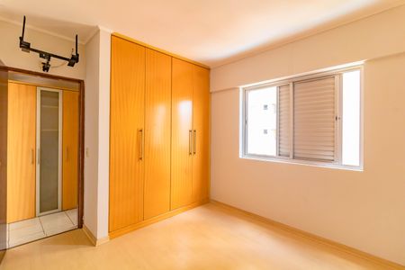 Quarto de apartamento para alugar com 1 quarto, 51m² em Vila Guarani (z Sul), São Paulo