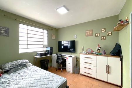 Casa à venda com 308m², 4 quartos e 4 vagasQuarto de Serviço