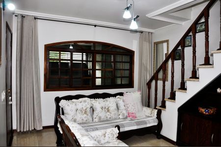 Sala de casa para alugar com 3 quartos, 235m² em Vila Pirituba, São Paulo