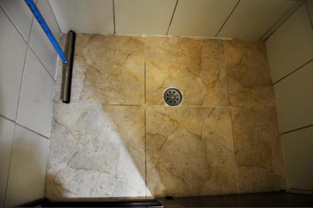 Casa para alugar com 235m², 3 quartos e 2 vagas Casa para alugar com 235m², 3 quartos e 2 vagasBanheiro Social