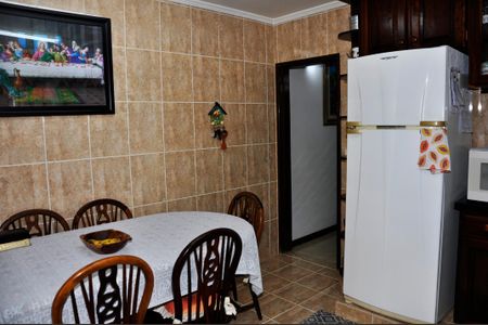 Casa para alugar com 235m², 3 quartos e 2 vagas Casa para alugar com 235m², 3 quartos e 2 vagasCozinha