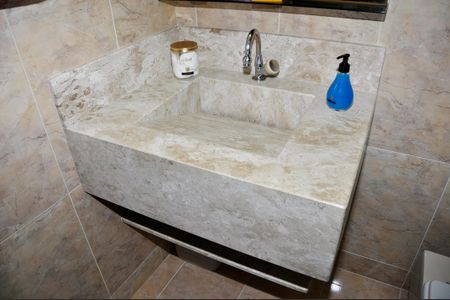 Casa para alugar com 235m², 3 quartos e 2 vagas Casa para alugar com 235m², 3 quartos e 2 vagasBanheiro da Suíte