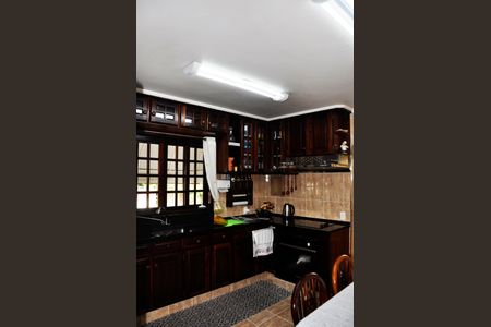 Casa para alugar com 235m², 3 quartos e 2 vagas Casa para alugar com 235m², 3 quartos e 2 vagasCozinha