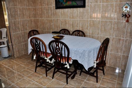 Casa para alugar com 235m², 3 quartos e 2 vagas Casa para alugar com 235m², 3 quartos e 2 vagasCozinha