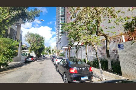 Apartamento para alugar com 76m², 2 quartos e 2 vagas Apartamento para alugar com 76m², 2 quartos e 2 vagasVista da Rua