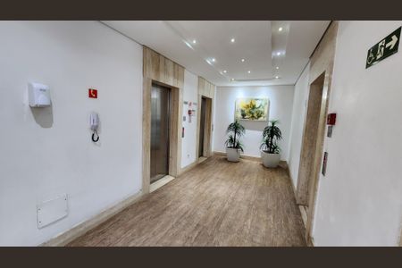 Apartamento para alugar com 76m², 2 quartos e 2 vagas Apartamento para alugar com 76m², 2 quartos e 2 vagasHall de Entrada