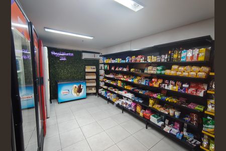 Apartamento para alugar com 85m², 2 quartos e 1 vaga Apartamento para alugar com 85m², 2 quartos e 1 vagaÁrea comum - Market