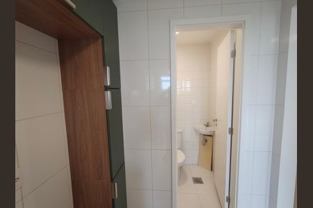 Apartamento para alugar com 85m², 2 quartos e 1 vaga Apartamento para alugar com 85m², 2 quartos e 1 vagaBanheiro Social
