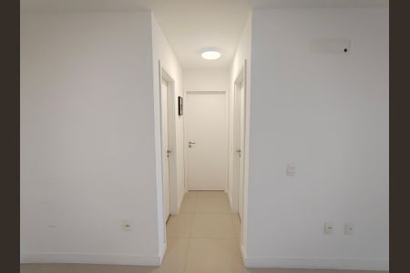 Apartamento para alugar com 85m², 2 quartos e 1 vaga Apartamento para alugar com 85m², 2 quartos e 1 vagaCorredor