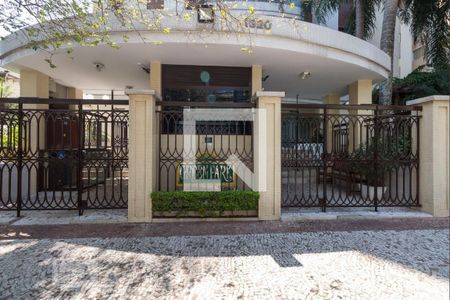 Apartamento para alugar com 123m², 2 quartos e 3 vagas Apartamento para alugar com 123m², 2 quartos e 3 vagasFachada