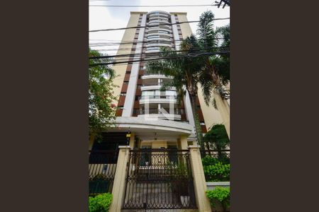 Apartamento para alugar com 123m², 2 quartos e 3 vagas Apartamento para alugar com 123m², 2 quartos e 3 vagasFachada