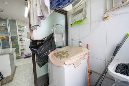 Apartamento para alugar com 123m², 2 quartos e 3 vagas Apartamento para alugar com 123m², 2 quartos e 3 vagasLavanderia