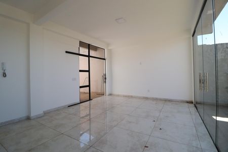Sala de casa para alugar com 4 quartos, 110m² em Jardim Holanda, Uberlândia