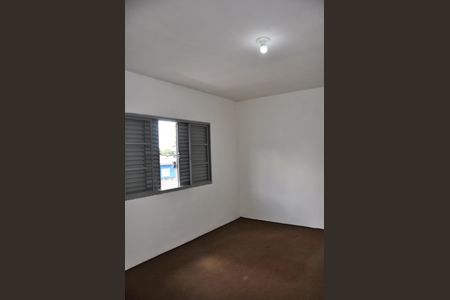 Casa à venda com 110m², 3 quartos e 3 vagasDetalhe  - Quarto 01