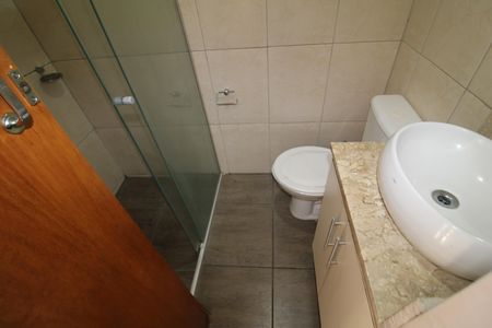 Banheiro de casa para alugar com 1 quarto, 34m² em Limão, São Paulo