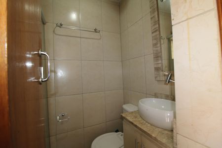 Banheiro de casa para alugar com 1 quarto, 34m² em Limão, São Paulo