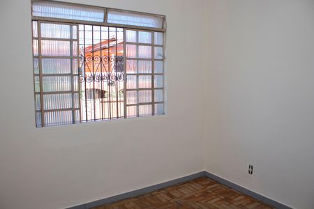 Casa à venda com 128m², 5 quartos e 1 vagaQuarto 1