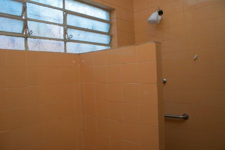 Casa à venda com 128m², 5 quartos e 1 vagaBanheiro