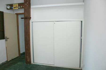 Casa à venda com 128m², 5 quartos e 1 vagaQuarto 4