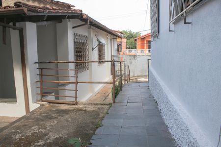 Casa à venda com 128m², 5 quartos e 1 vagaÁrea externa