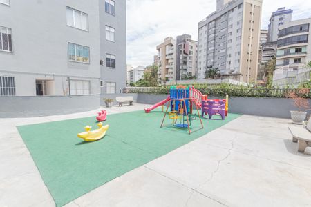 Apartamento à venda com 100m², 3 quartos e 1 vagaÁrea comum - Playground