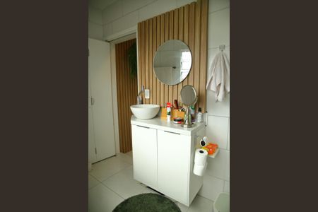 Apartamento à venda com 115m², 3 quartos e 2 vagasBanheiro 