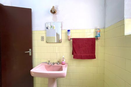 Casa para alugar com 400m², 4 quartos e 2 vagas Casa para alugar com 400m², 4 quartos e 2 vagasBanheiro 2