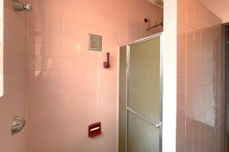 Casa para alugar com 400m², 4 quartos e 2 vagas Casa para alugar com 400m², 4 quartos e 2 vagasBanheiro 1