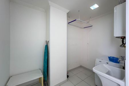 Apartamento à venda com 140m², 3 quartos e 2 vagasÁrea de serviço 