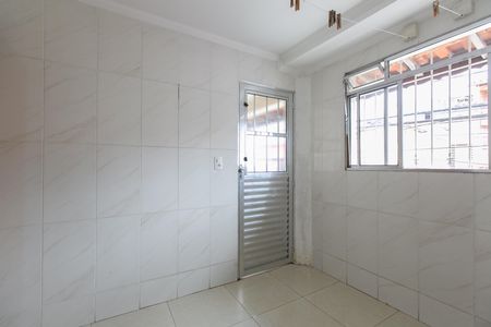 Casa para alugar com 130m², 3 quartos e 1 vaga Casa para alugar com 130m², 3 quartos e 1 vagaÁrea de Serviço
