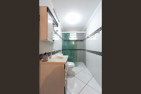 Casa para alugar com 130m², 3 quartos e 1 vaga Casa para alugar com 130m², 3 quartos e 1 vagaBanheiro Social
