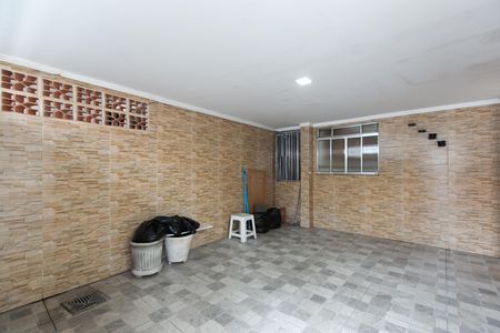 Casa para alugar com 130m², 3 quartos e 1 vaga Casa para alugar com 130m², 3 quartos e 1 vagaGaragem